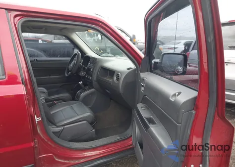 2015 Jeep Patriot High Altitude Edition z USA, uszkodzony, nr VIN 1C4NJPFA8FD437158